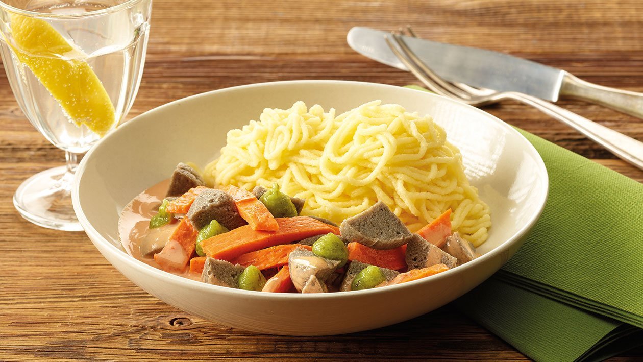Stroganoff de champignons et nouillettes sous forme de purée Stroganoff de champignons et nouillettes sous forme de purée