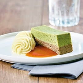 Paupiettes de viande hachée aux légumes en purée et sauce tomate