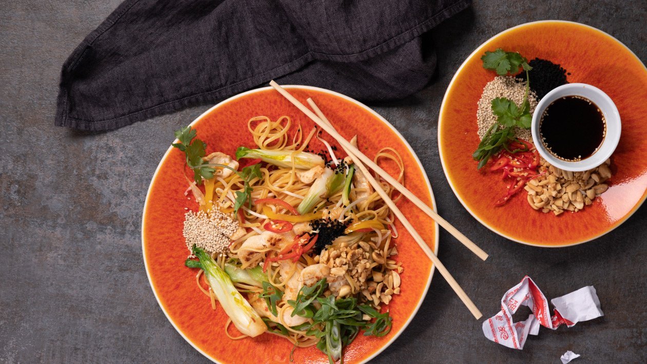 Asiatische Nudeln mit Poulet Asiatische Nudeln mit Poulet