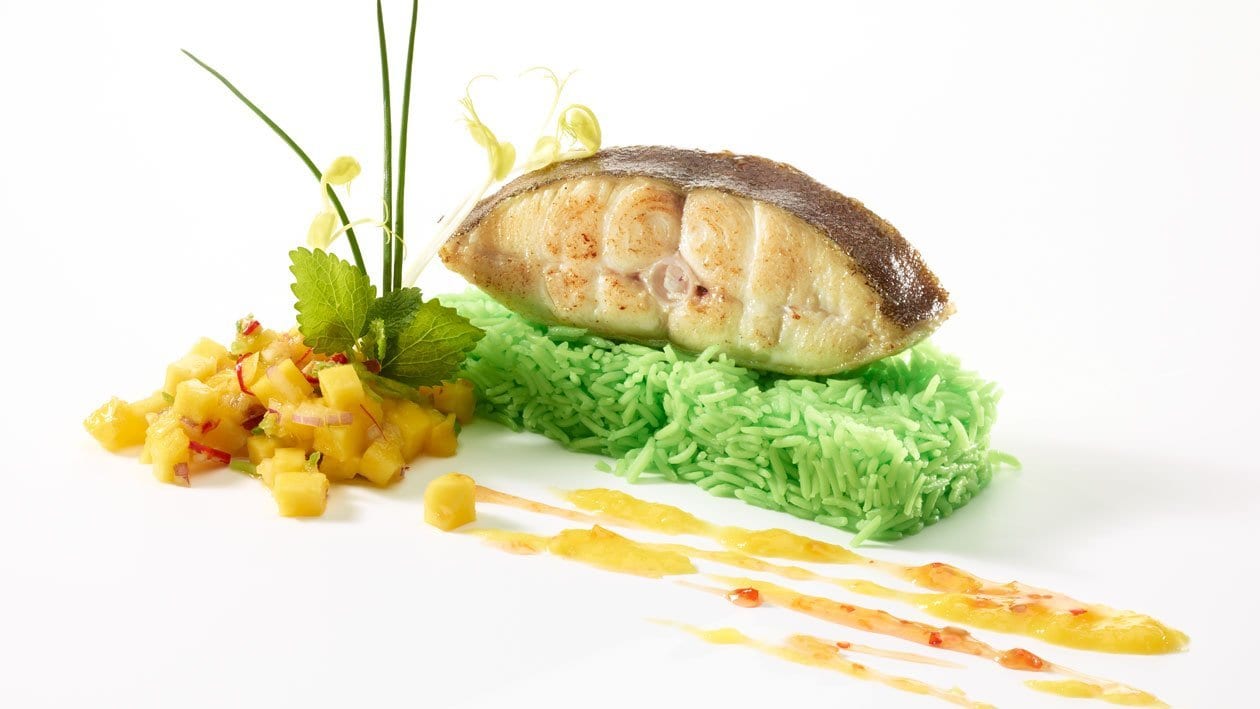 Heilbuttsteak mit Mango-Chutney und Pandanuss-Reis Heilbuttsteak mit Mango-Chutney und Pandanuss-Reis