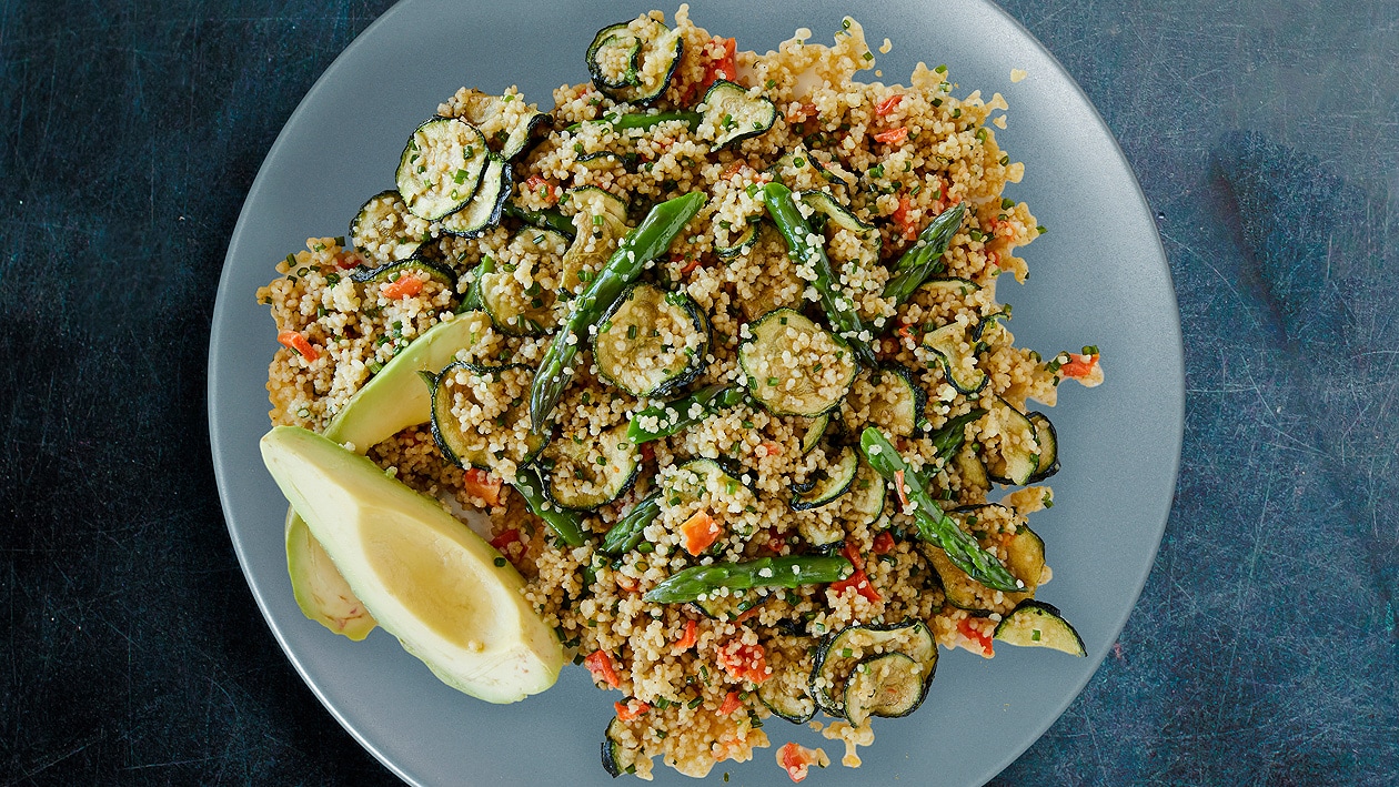 Couscous aux asperges vertes et avocats