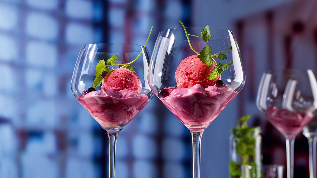 Séré au sureau et sorbet à la framboise Séré au sureau et sorbet à la framboise