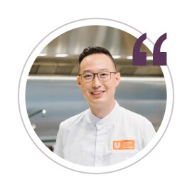 Future Menus ermutigt Köche, über den Tellerrand zu schauen und sich darauf zu konzentrieren, mit verschiedenen Techniken und Zutaten mehr Geschmack zu erzeugen. Future Menus ermutigt Köche, über den Tellerrand zu schauen und sich darauf zu konzentrieren, mit verschiedenen Techniken und Zutaten mehr Geschmack zu erzeugen.
