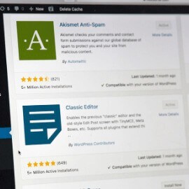 1. Wähle eine Plattform zur Gestaltung deiner Webseite aus 1. Wähle eine Plattform zur Gestaltung deiner Webseite aus
