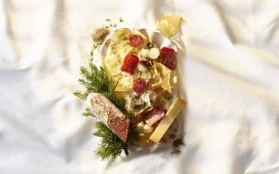 Chips de pommes de terre des Grisons et salsiz