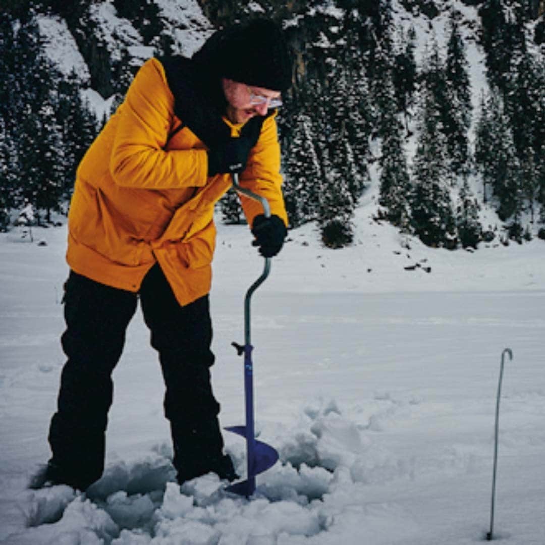 La première étape : percer le trou 