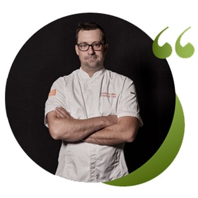 Brandon Collins, chef de cuisine Brandon Collins, chef de cuisine